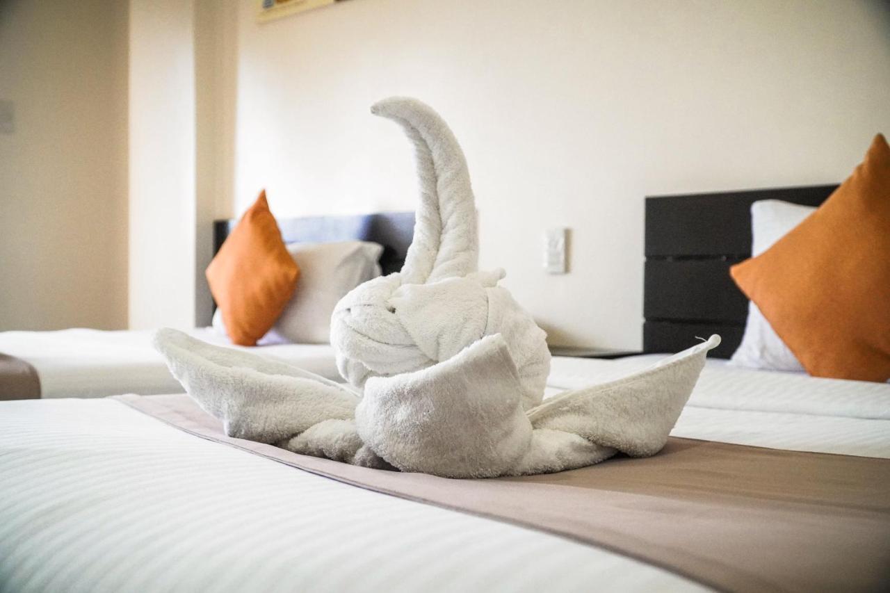 Navarro Hotel Катиклан Екстериор снимка