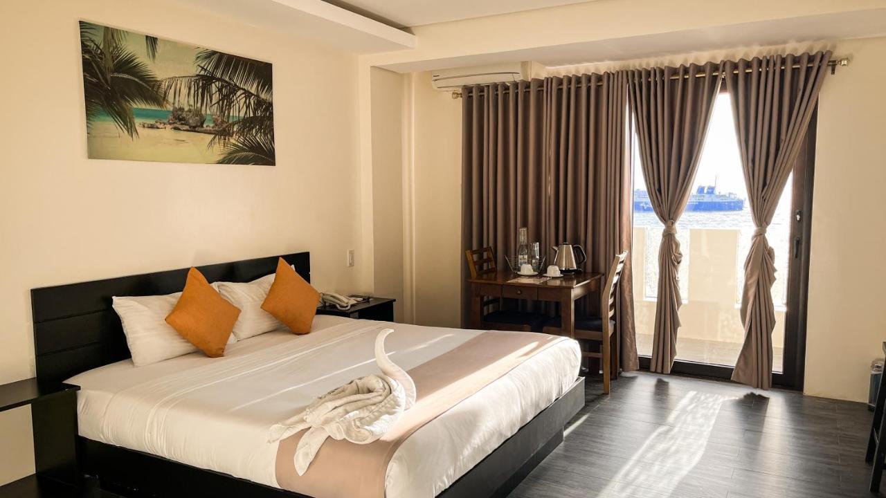 Navarro Hotel Катиклан Екстериор снимка